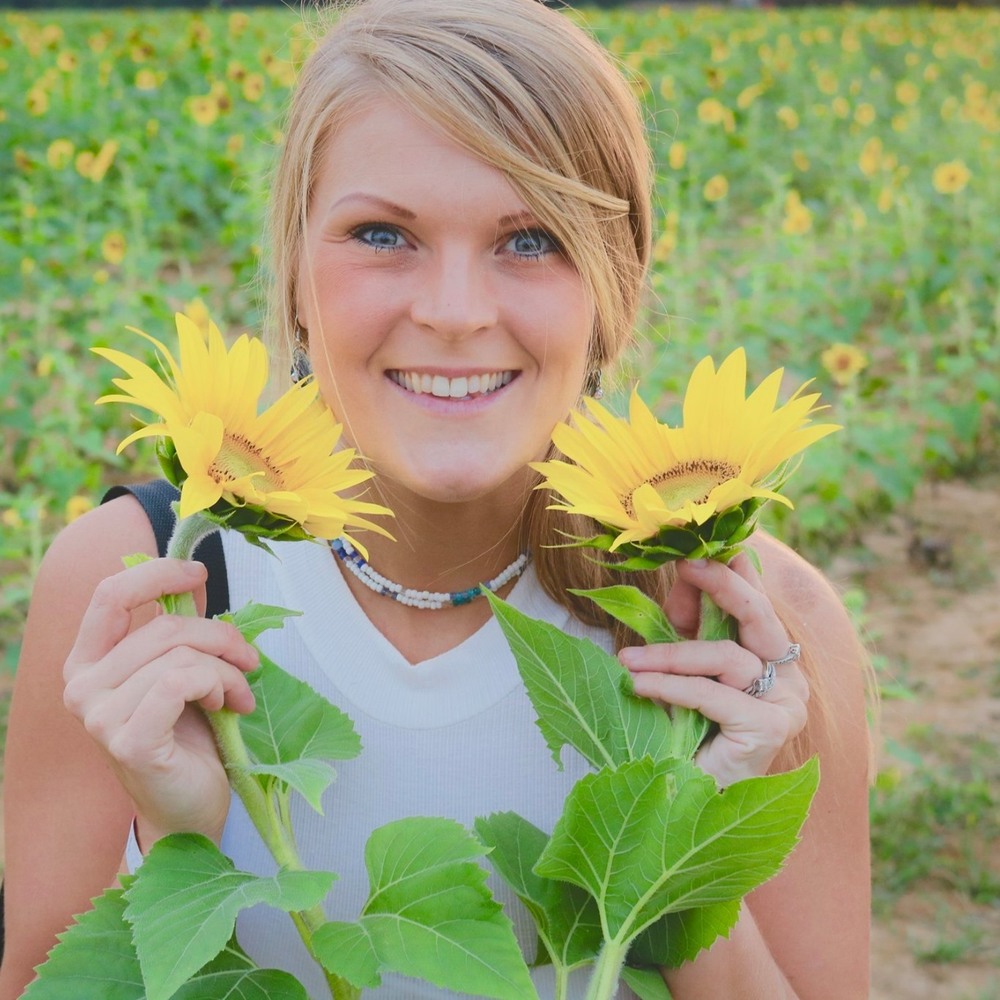 Meet your Posher, Marissa